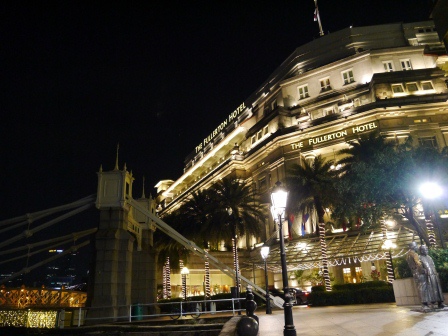 1385905387-2057692496 Singapore-五星級酒店五星級強度的冷氣 冷到感冒的Fullerton Hotel
