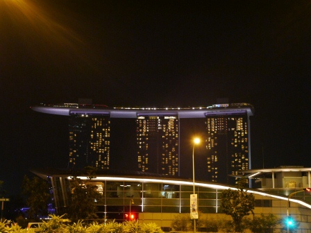 1385905397-342460045 Singapore-五星級酒店五星級強度的冷氣 冷到感冒的Fullerton Hotel