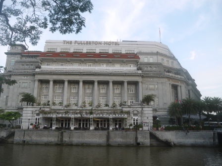 1385905405-833349489 Singapore-五星級酒店五星級強度的冷氣 冷到感冒的Fullerton Hotel