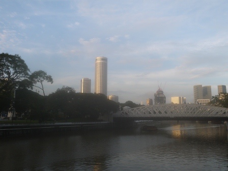 1385905416-84089166 Singapore-五星級酒店五星級強度的冷氣 冷到感冒的Fullerton Hotel