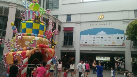 1385963210-1441614145 Singapore-武吉士旁雅柏中心的新加坡囉喏Rojak 真是好吃的南洋小點