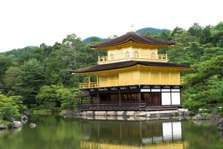 1386326915-3642078366 Kyoto-金閣寺 金光閃閃瑞氣千條