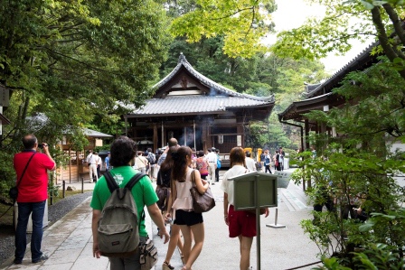 1386326919-3960504372 Kyoto-金閣寺 金光閃閃瑞氣千條