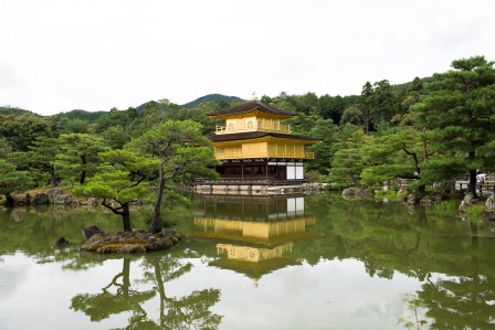 1386326929-3174414004 Kyoto-金閣寺 金光閃閃瑞氣千條