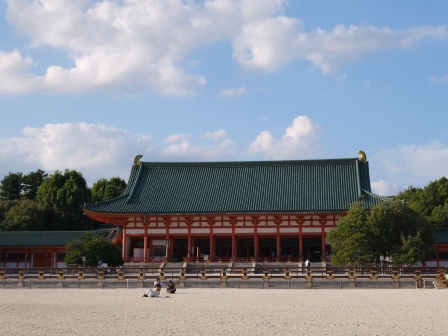 1386603015-2754223419 Kyoto-平安神宮 撇見大鳥居才停留的景點