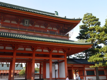1386603019-1059666146 Kyoto-平安神宮 撇見大鳥居才停留的景點