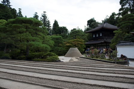 1386771171-3231254289 Kyoto-銀閣寺 原來銀閣寺不是銀的阿