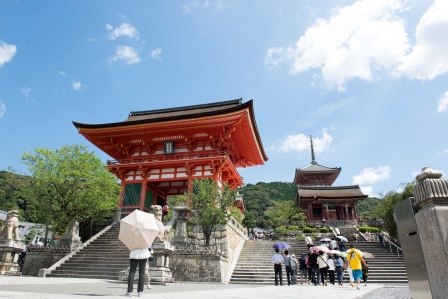 1387023620-2666227061 Kyoto-清水寺 春天的櫻花秋天的紅葉冬天的白雪 清水寺的美麗