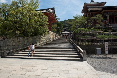 1387023621-4108392708 Kyoto-清水寺 春天的櫻花秋天的紅葉冬天的白雪 清水寺的美麗