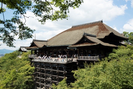 1387023628-3441151226 Kyoto-清水寺 春天的櫻花秋天的紅葉冬天的白雪 清水寺的美麗