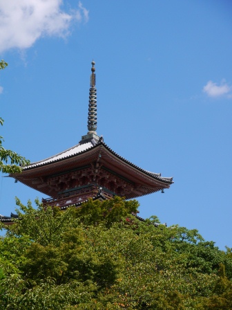 1387024079-1829890753 Kyoto-清水寺 春天的櫻花秋天的紅葉冬天的白雪 清水寺的美麗