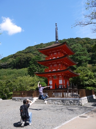 1387024112-638302449 Kyoto-清水寺 春天的櫻花秋天的紅葉冬天的白雪 清水寺的美麗