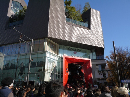 1389530098-923734797 Omotesando-表參道 超美的建築摩登的商店還有小巷裡特色的小店