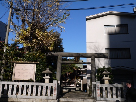 1389530104-3521298923 Omotesando-表參道 超美的建築摩登的商店還有小巷裡特色的小店
