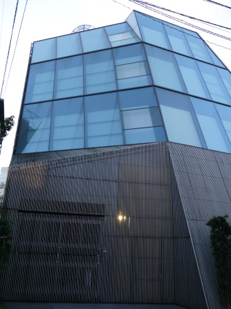 1389531274-3710651888 Omotesando-表參道 超美的建築摩登的商店還有小巷裡特色的小店