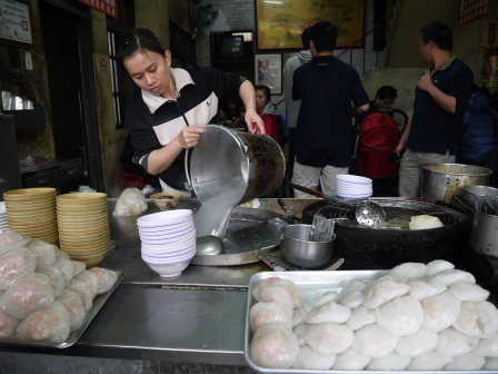 1394549725-3052366848 彰化-北門口肉圓 用炸的肉圓Ｑ彈好吃