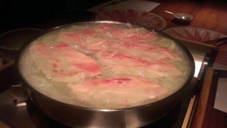 1394722870-3964676380 Ginza-羅豚 好好吃的豬肉火鍋 日本的蔥怎麼這麼甜