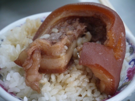 1396183814-3081718008 彰化-魚市爌肉飯 中規中矩的味道