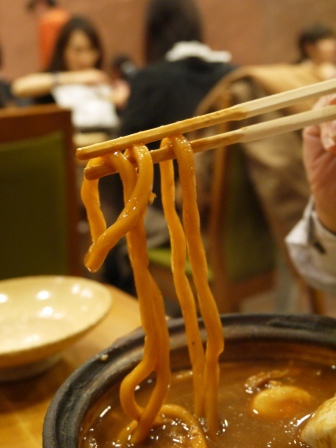 1396186279-2183599959 Nagoya-山本屋總本家 怪味道味增烏龍麵但生意很好