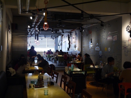 1396663555-3309059378 竹北-K布朗cafeteria 小熊坐鎮的可愛的餐廳