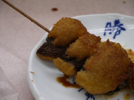 1397920083-538281402 Osaka-八重勝串炸 好好吃的炸物特色的大阪小吃