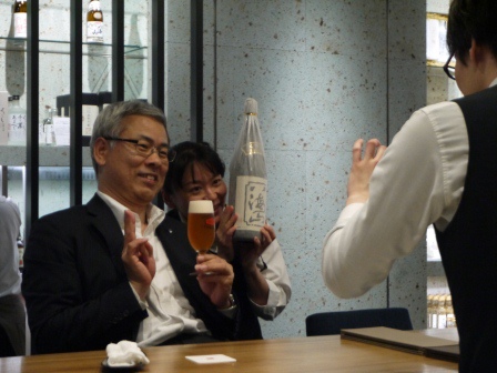 1398563529-175805936 Nihonbashi-八海山 千年こうじや 這是新式的居酒屋嗎?輕鬆舒服地喝一杯吧!