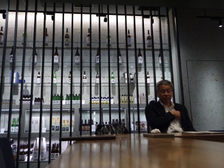 1398563529-3673720098 Nihonbashi-八海山 千年こうじや 這是新式的居酒屋嗎?輕鬆舒服地喝一杯吧!