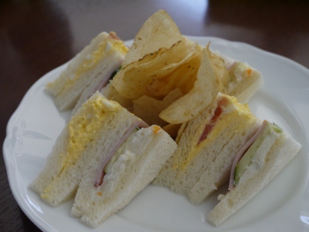 1398698555-988969178 Osaka-英國屋 關西機場內英式早餐