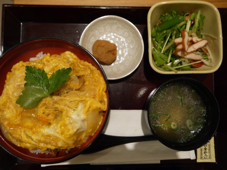 1398912609-3258222863 Nihonbashi-雞三和 名古屋コーチン親子丼 瑕不掩瑜