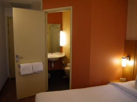 1400236249-2035490621 Singapore-ibis Hotel Singapore Bencoolen連鎖平價 交通方便環境整潔