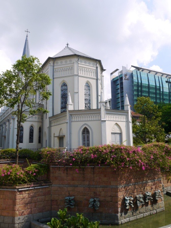 1401704301-3276079687 Singapore-讚美廣場(CHIJMES) 來看看古蹟吧
