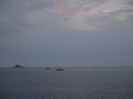 1401979248-630628784 蘇澳-春成活海鮮 搭配奇景豆腐岬