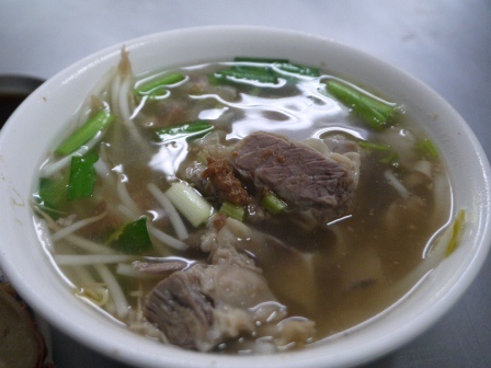 1402131711-2148438860 六甲-六甲肉圓 這應該是六甲唯一的名店吧?