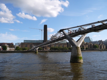 1403274020-1885241501 London-Tate Modern泰德現代藝術館 身邊任何小細節都可能是藝術啊