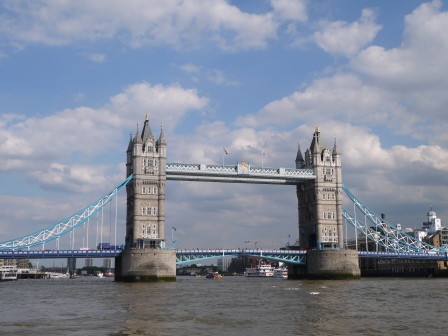 1403324559-3036067759 London-Thames River Bust泰晤士河巴士 換個角度看倫敦