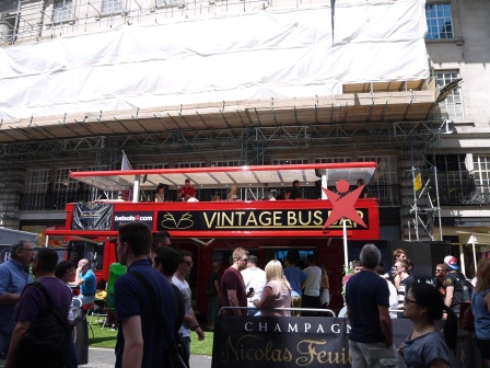 1403793731-2440770389 London-皮卡迪里圓環&高級購物區攝政街與意外的超跑PA