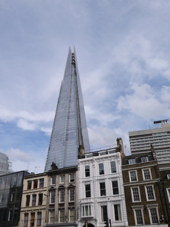 1403926060-3620914775 London-傳統與現代的衝擊 Borough Market vs. The Shard碎片塔