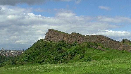 1404045693-3652854860 Edinburgh-Arthur's Seat俯瞰愛丁堡全貌的好位置