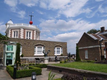 1405092658-1679883936 London-格林威治皇家天文台 子午線一線之隔分出東西兩半球