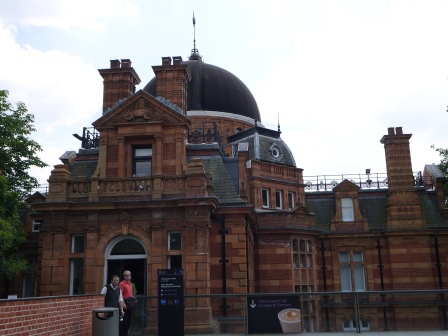 1405092679-3910303023 London-格林威治皇家天文台 子午線一線之隔分出東西兩半球