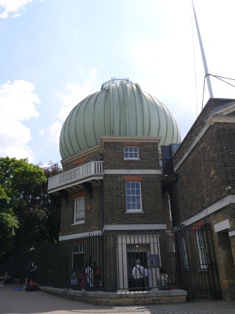 1405093244-3139461189 London-格林威治皇家天文台 子午線一線之隔分出東西兩半球