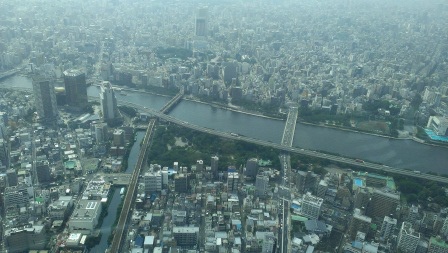 1407422955-2230163650 Tokyo-終於登上晴空塔Skytree高空景緻一般般啊!