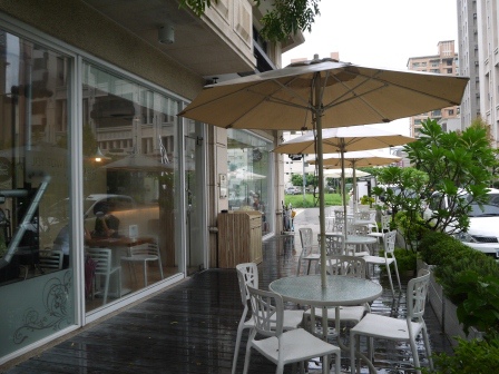 1407939975-2734394460 鼓山-忠義堂 國術館?不不不...是Joy Town早午餐店