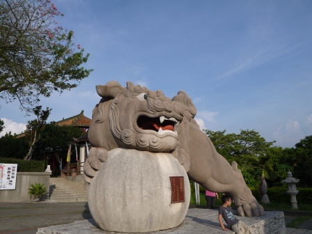 1408777517-2717001724 彰化-小時候對彰化的唯一印象 大佛