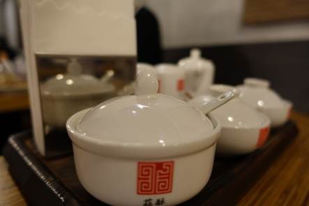 1412768833-3666999477 竹北-四川辣麵 湯頭濃郁好吃的混合版拉麵