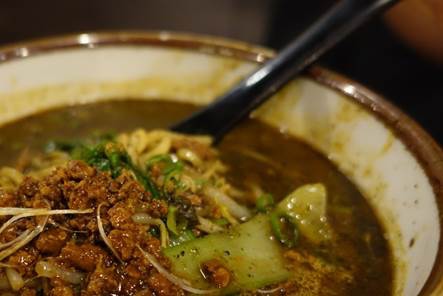 1412768838-1158478091 竹北-四川辣麵 湯頭濃郁好吃的混合版拉麵