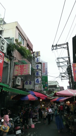 1413019156-2708465374 中壢-忠貞市場無名米干 生意真火