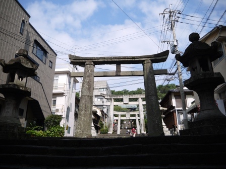 1413103492-1106157086 Nagasaki-諏訪神社 看宮日節準備