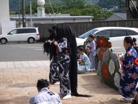 1413103507-3362860714 Nagasaki-諏訪神社 看宮日節準備