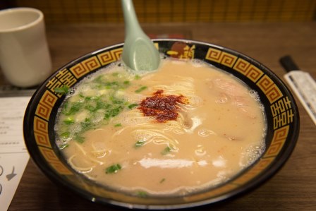 1413297200-233800365 Fukuoka-一蘭拉麵 雖然到處都吃的到但還是要吃啊!